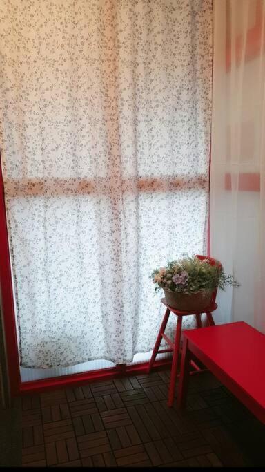 #a5 Opensale Long-term Discount On The 1st Floor Of Mapo Sinchon Hotspot For 5 Minutes Walk From Hongik 4 Villa